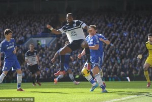  埃弗顿最后时刻绝平保级成功  